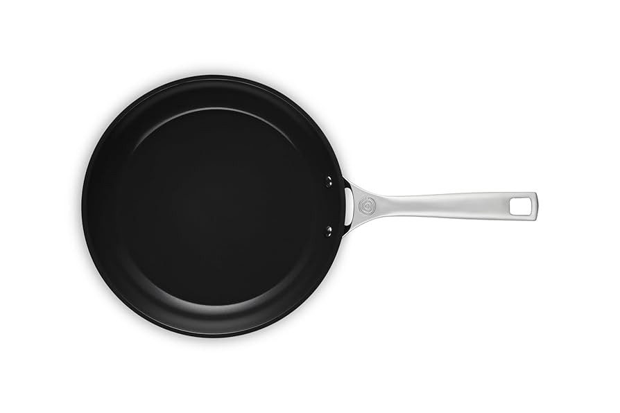Amazon.com: Le Creuset Essential Non-Stick Ceramic Shallow